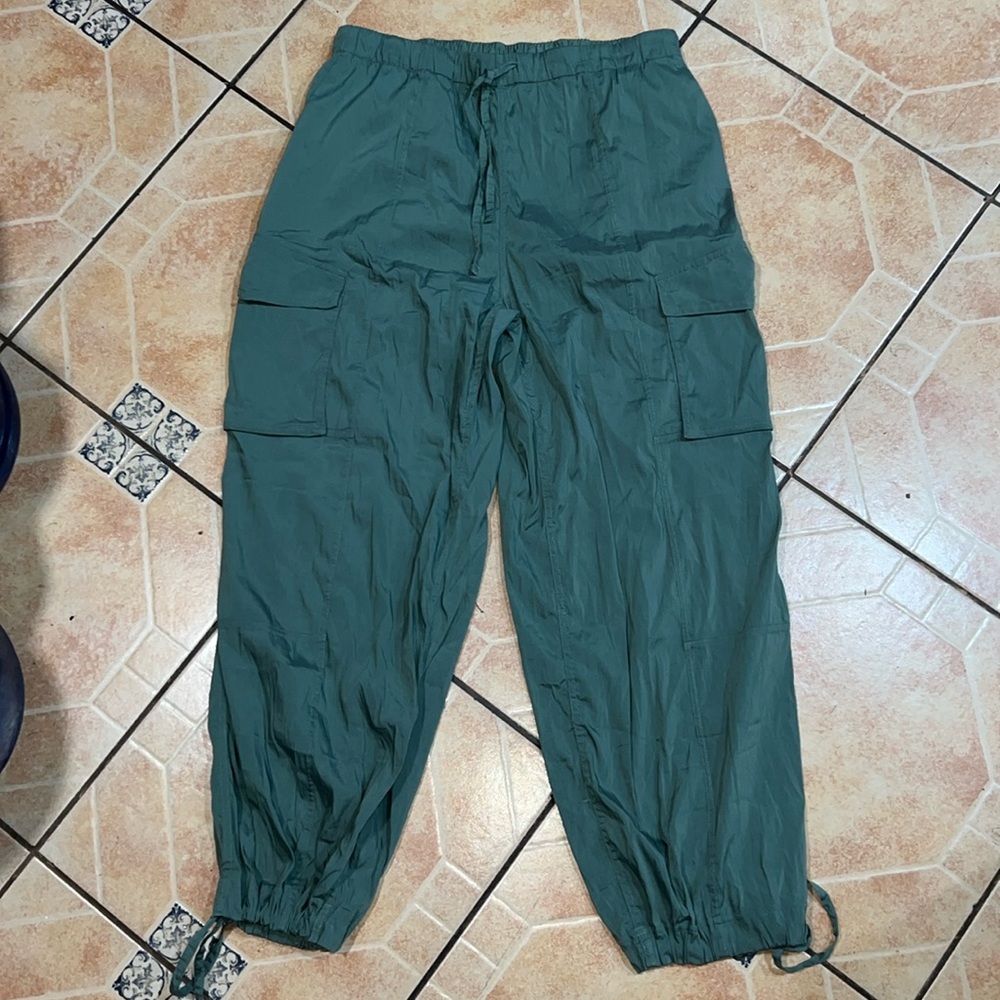 Lululemon cargo pants bottoms joggers leggings tights